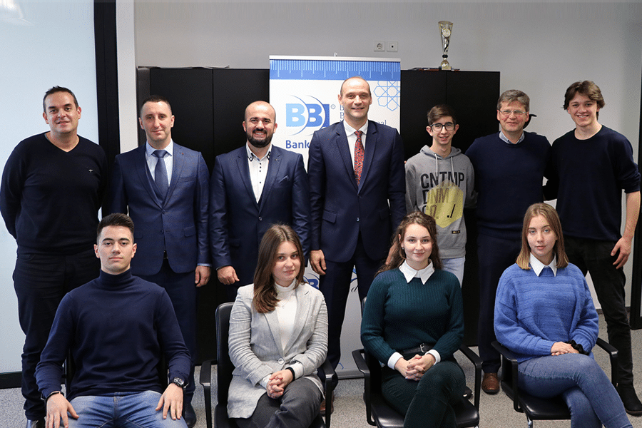 (FOTO) BBI banka podržala bh. učenike, svjetske prvake iz robotike